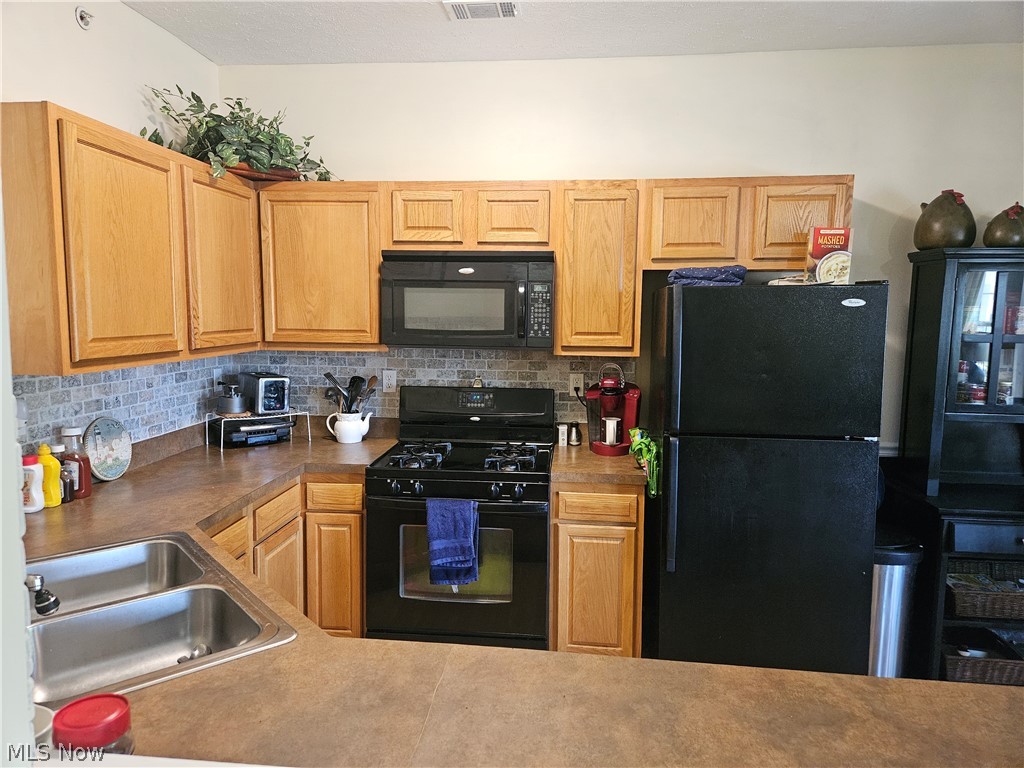 Aqua Marine Condo - Residential