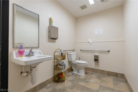 Tiny photo for 1235 E Tallmadge Avenue, Akron, OH 44310 (MLS # 5202823)