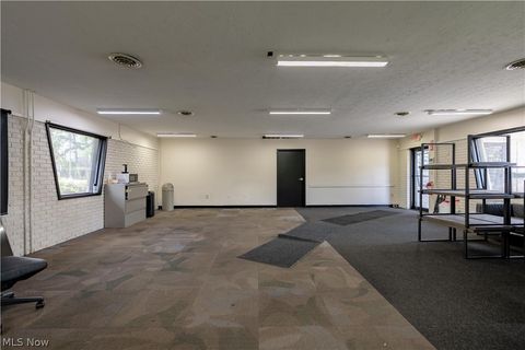 Tiny photo for 1235 E Tallmadge Avenue, Akron, OH 44310 (MLS # 5202823)