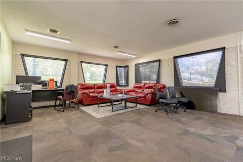 Tiny photo for 1235 E Tallmadge Avenue, Akron, OH 44310 (MLS # 5202823)