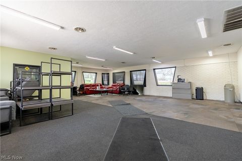 Tiny photo for 1235 E Tallmadge Avenue, Akron, OH 44310 (MLS # 5202823)