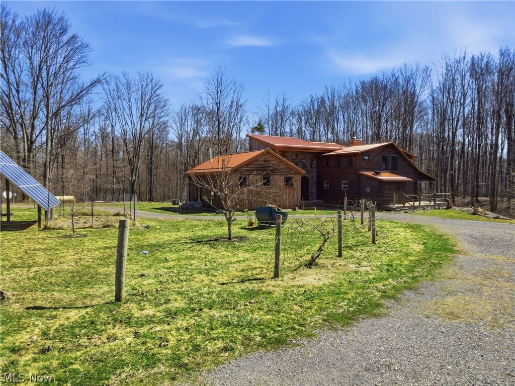 Photo of 4523 Mechanicsville Road, Rome, OH 44085 (MLS # 5190804)