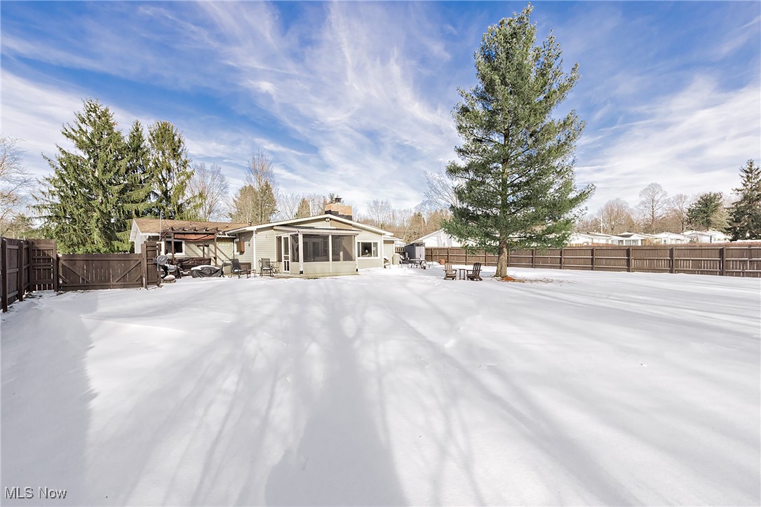 Aurora Acres - Residential