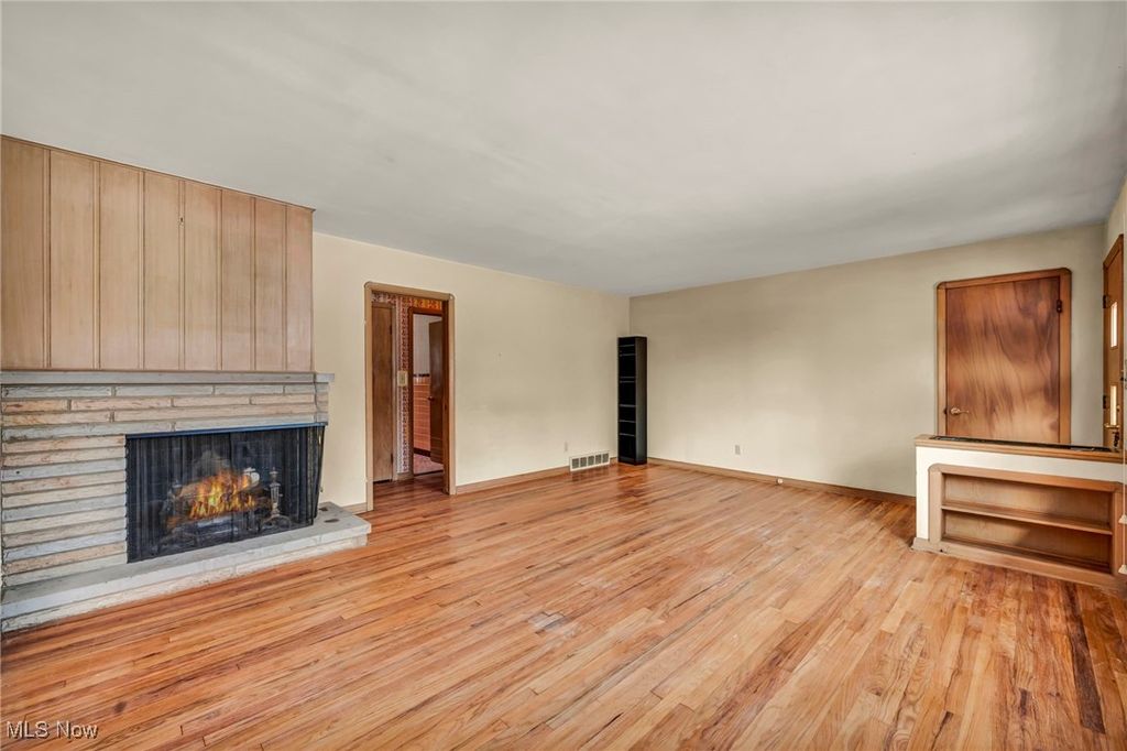 Photo of 21832 Cottonwood Drive, Rocky River, OH 44116 (MLS # 5183102)