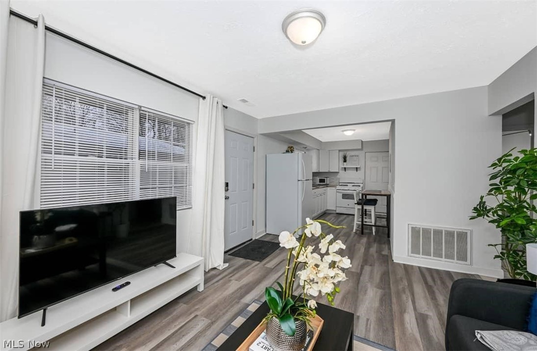 Keenan Park - Residential Income