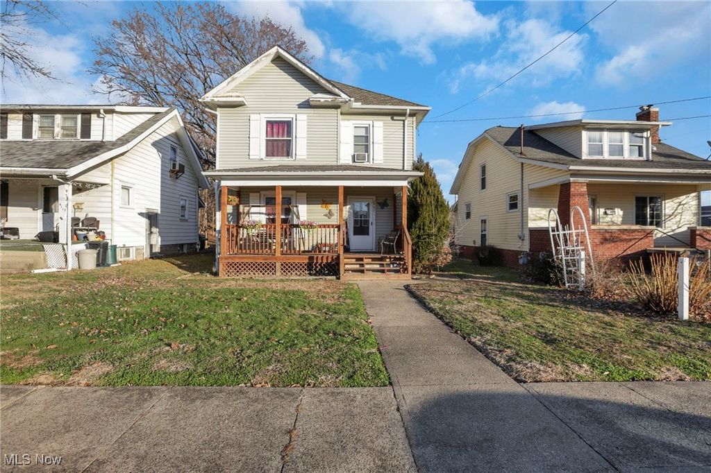 Photo of 407 Seborn Avenue, Zanesville, OH 43701 (MLS # 5178258)