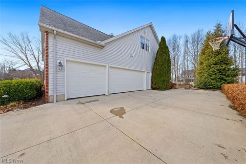 Tiny photo for 652 Treeside Lane, Avon Lake, OH 44012 (MLS # 5189140)