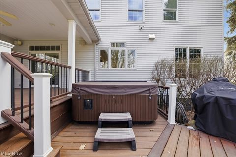 Tiny photo for 652 Treeside Lane, Avon Lake, OH 44012 (MLS # 5189140)