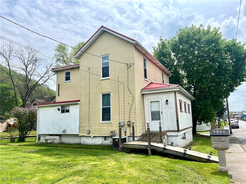 510 N Chester Street St, New Cumberland, West Virginia image 1