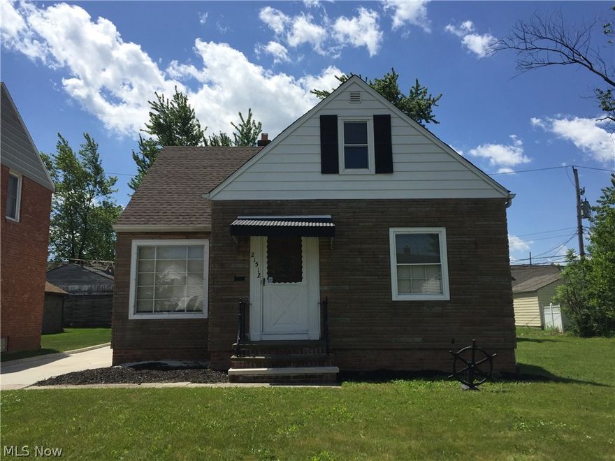 Beautiful updated 3 bedroom 1.5 bath bungalow. Gorgeous eat-in kitchen with new cabinets and granite countertops. Master suite has large walk-in closet. Finished basement. 1st floor bathroom. Other features include: new roof, fenced backyard, freshly painted, new light fixtures throughout.
