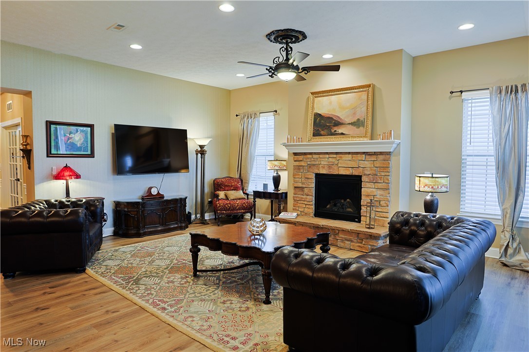 601 Cedar Crest Drive, Elyria, Ohio image 15