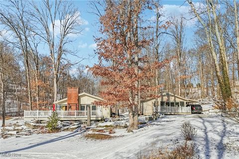 Homes For Sale - 27720 Norris Road<br/> Harrison County, Tippecanoe, OH 44699