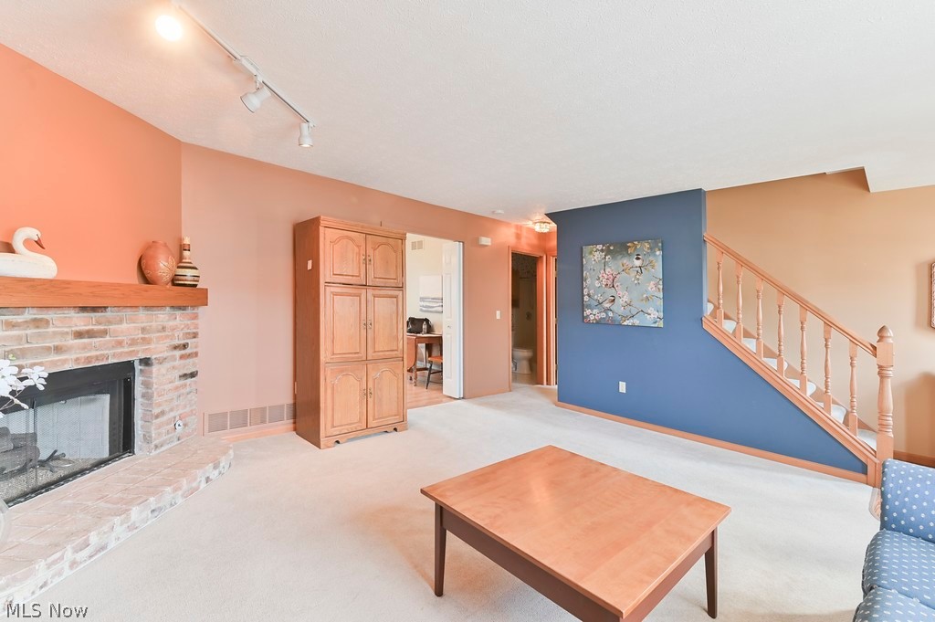 Chesapeake Cove Condo - Residential