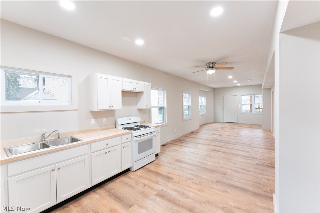 842 E 144th Street