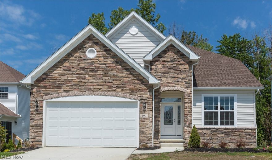 PRICE REDUCED! Welcome to the Brookline in the beautiful golf course community of Aberdeen. This move-in ready, first floor master home features nearly 2,700 square feet of living space. The large open kitchen and dining area flow seamlessly into an incredible family room that is ideal for entertaining. Off the family room, you'll find a large owner's suite with an outstanding master bath and walk-in closet. The second floor includes two additional bedrooms, a bath, and an airy loft that overlooks the family room. Located in Highland Heights, Aberdeen is one of Ohio's premier golf course communities featuring the Stonewater Golf Club. Along with an exceptional golf course, the community includes a club house, tennis courts, fitness center, and pool. *Move-in ready home.