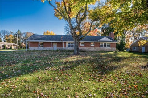Photo for 604 Everhard Road SW