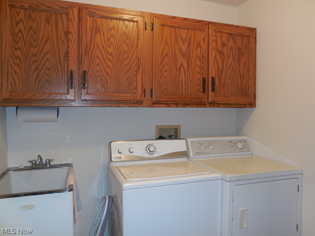 Pinewood Condo - Residential