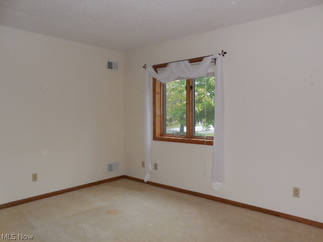 Pinewood Condo - Residential