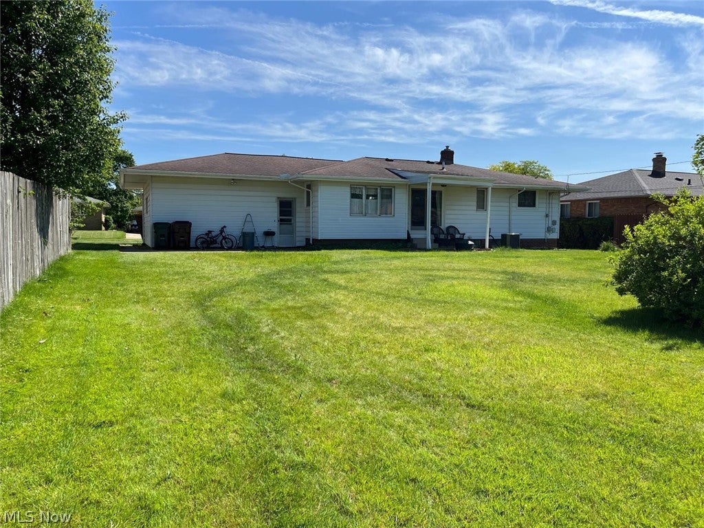Photo of 8320 Banner Lane, Parma, OH 44129 (MLS # 5215095)