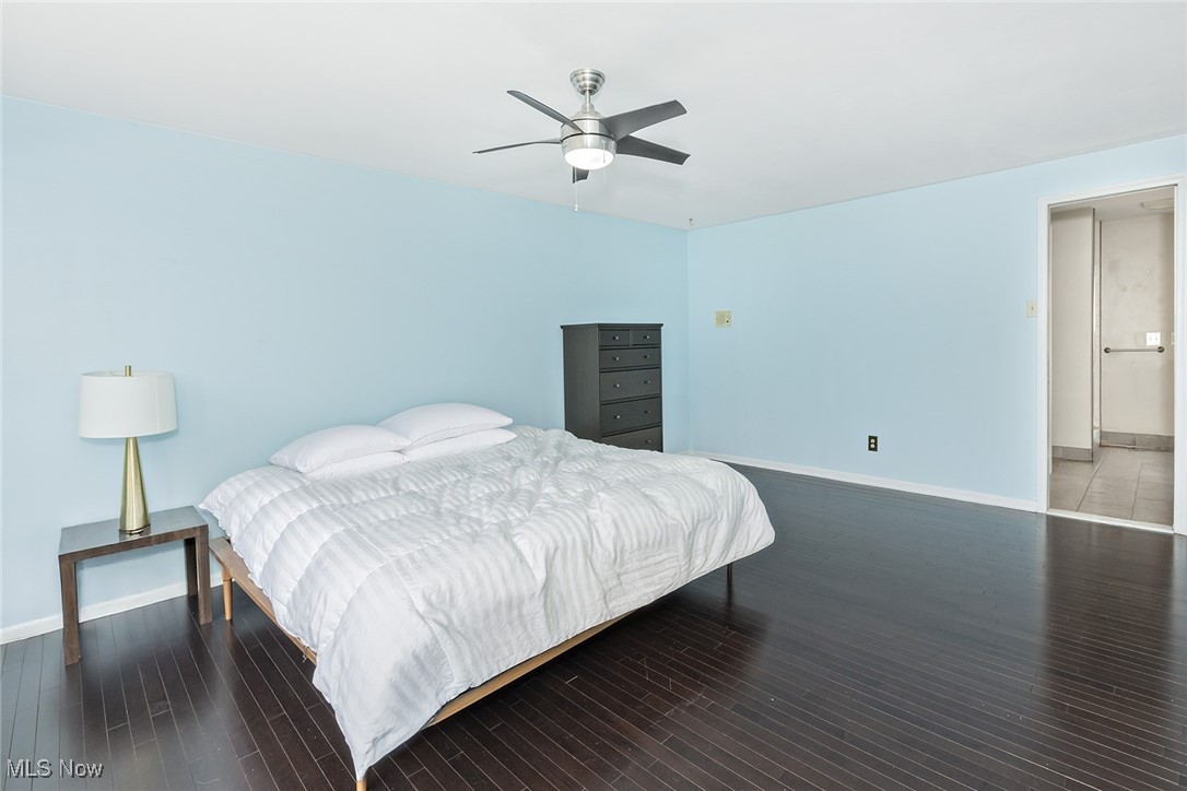 31720 Woodsdale Lane, Solon, Ohio image 24