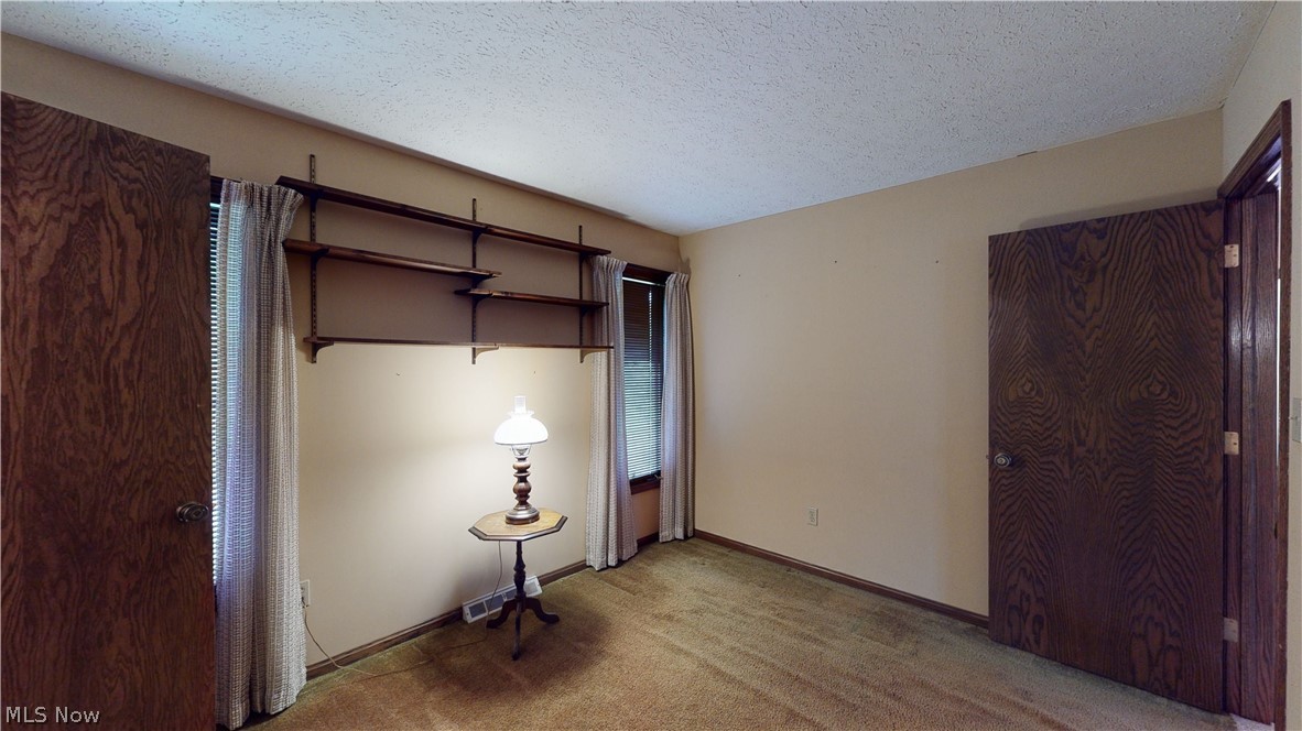 Fairlawn Knolls - Residential