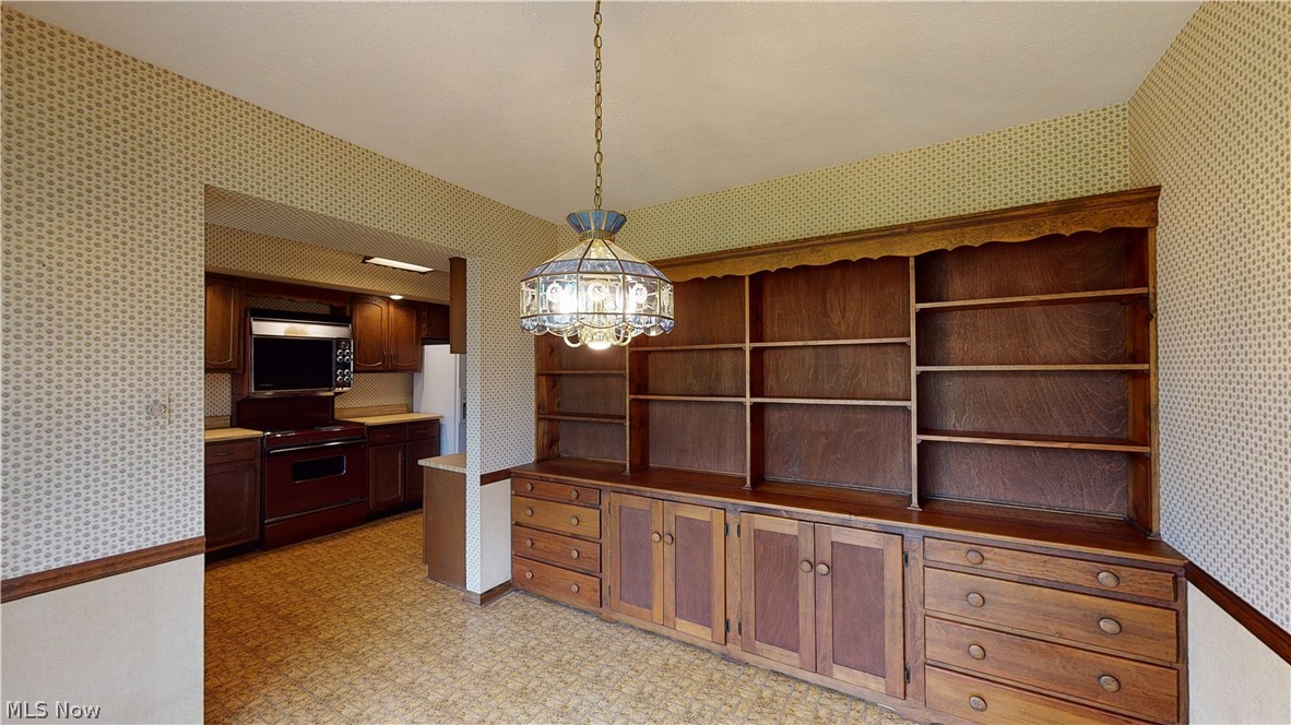 Fairlawn Knolls - Residential