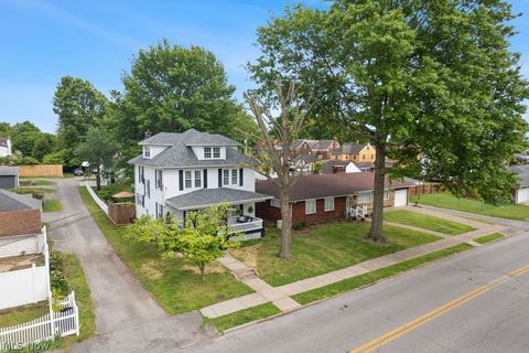 Tiny photo for 2116 Liberty Street, Parkersburg, WV 26101 (MLS # 5210447)