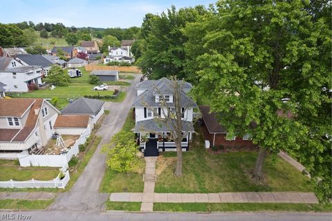 Tiny photo for 2116 Liberty Street, Parkersburg, WV 26101 (MLS # 5210447)