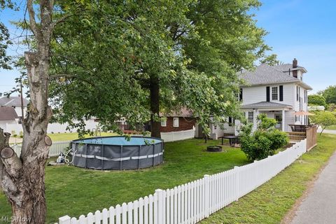 Tiny photo for 2116 Liberty Street, Parkersburg, WV 26101 (MLS # 5210447)