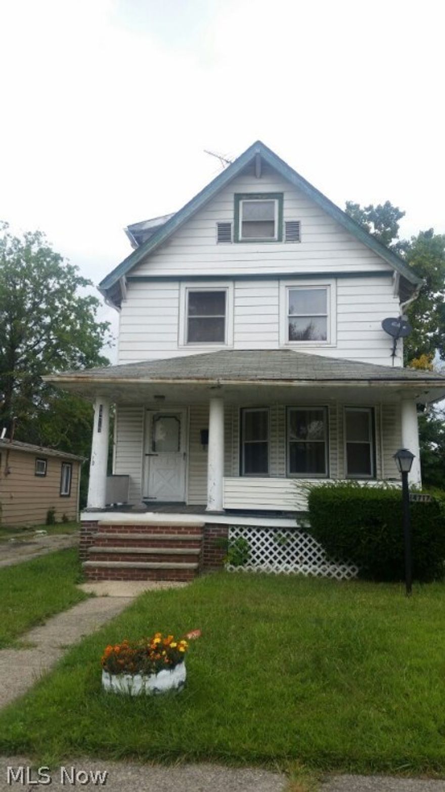 Handyman Special with GREAT POTENTIAL!  Priced to sell! The work has been started, you will be shocked!!!  This three bedroom, one bathroom Colonial is ideal for an investor or home buyer.  A Great Portfolio Builder.  Property being  Sold As Is.  Schedule your private showing NOW!