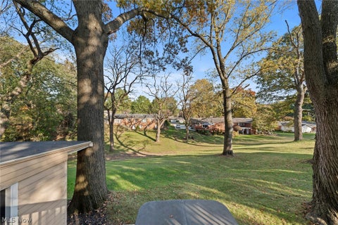 Tiny photo for 814 Thomas Circle NE, Massillon, OH 44646 (MLS # 5255507)