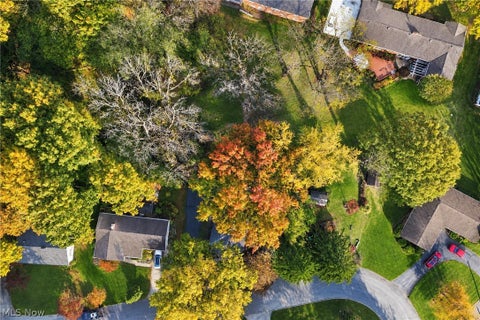 Tiny photo for 814 Thomas Circle NE, Massillon, OH 44646 (MLS # 5255507)