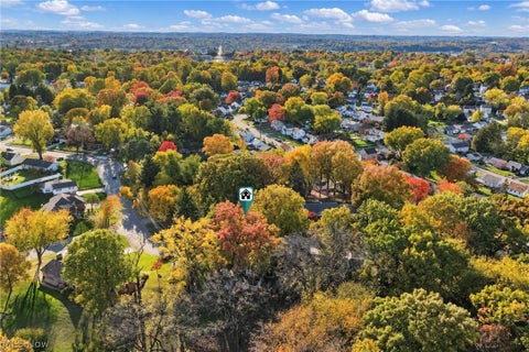 Tiny photo for 814 Thomas Circle NE, Massillon, OH 44646 (MLS # 5255507)