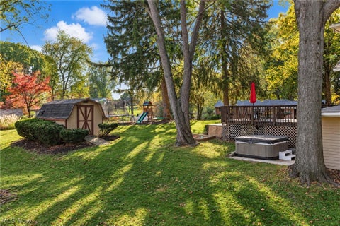 Tiny photo for 814 Thomas Circle NE, Massillon, OH 44646 (MLS # 5255507)