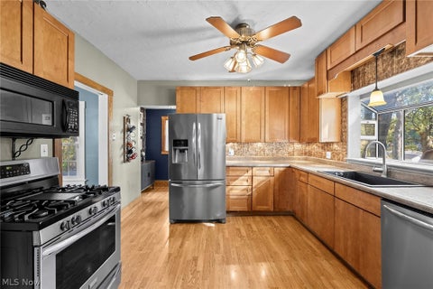 Tiny photo for 814 Thomas Circle NE, Massillon, OH 44646 (MLS # 5255507)