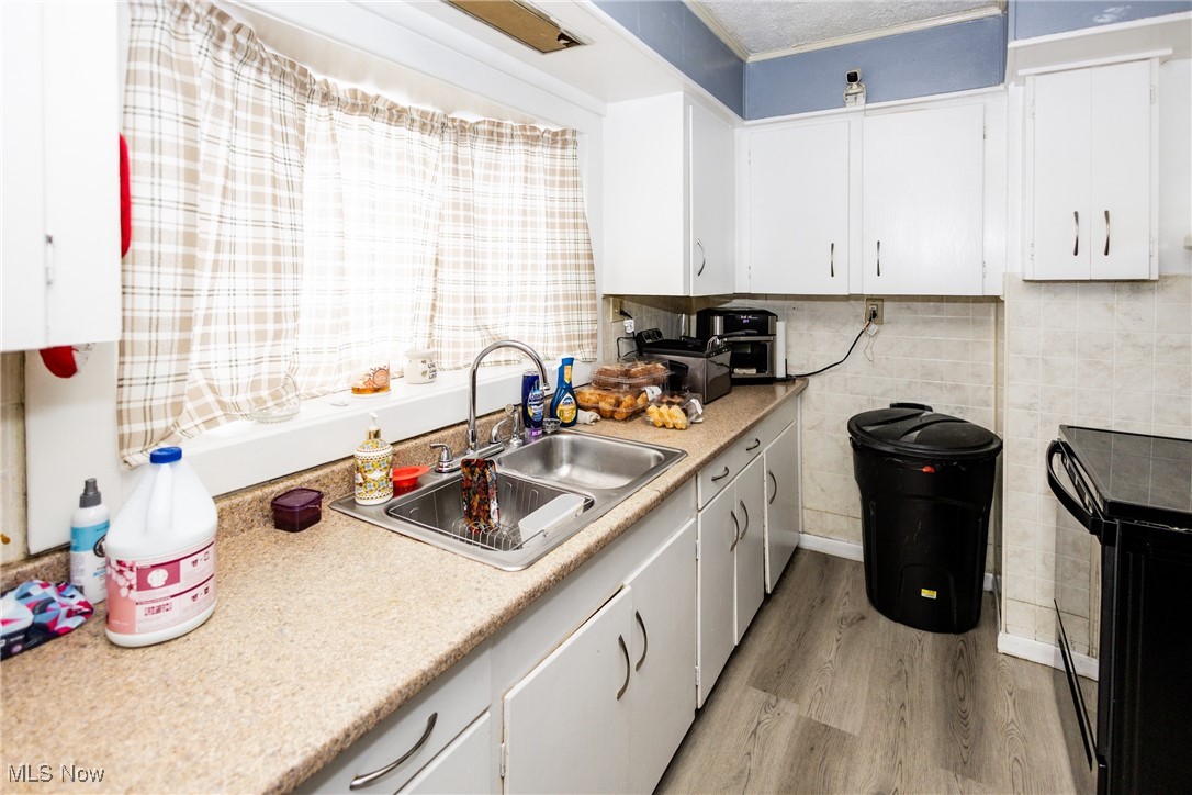 L C Durschlegs - Residential