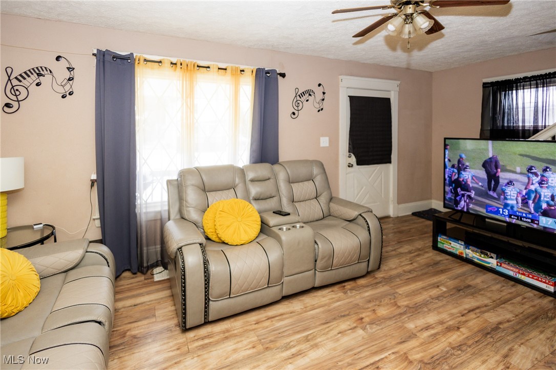 L C Durschlegs - Residential