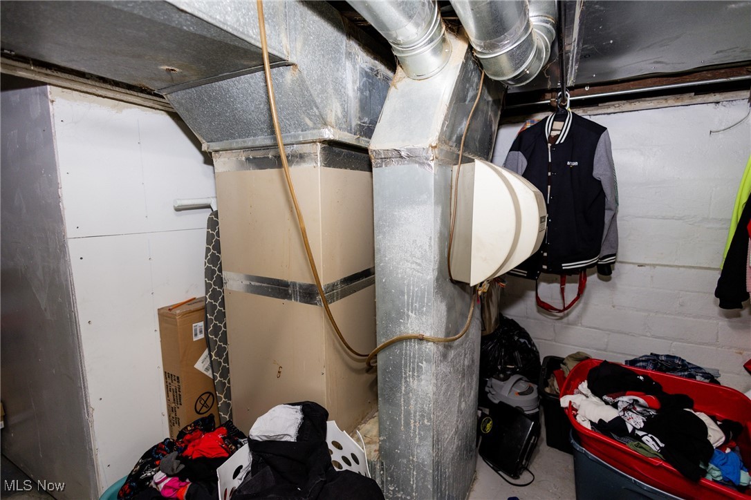 L C Durschlegs - Residential