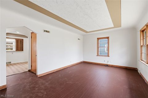 Tiny photo for 516 Burns Street, Mansfield, OH 44903 (MLS # 5190695)