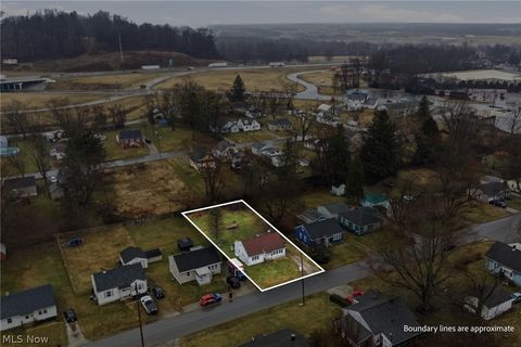 Tiny photo for 516 Burns Street, Mansfield, OH 44903 (MLS # 5190695)