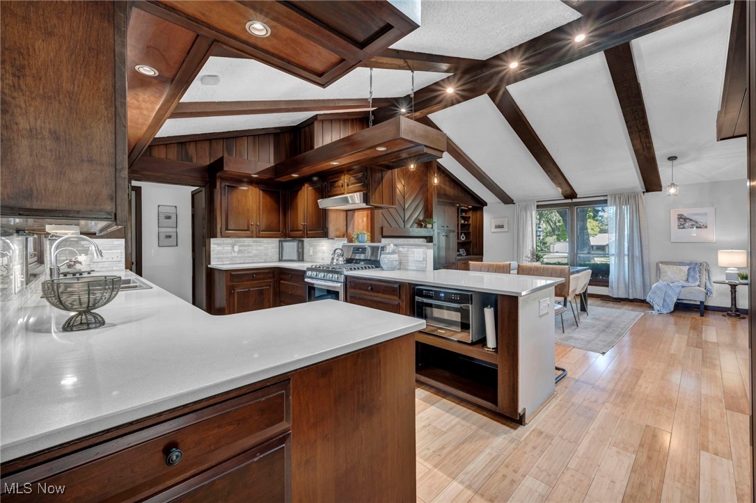 North Market Plain Ctr Estates 03 - Residential