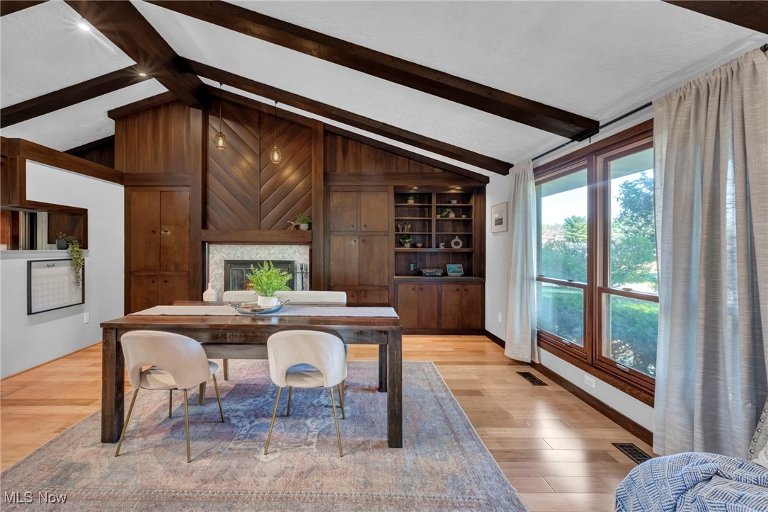 5225 Loma Linda Lane NE