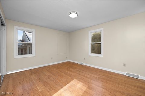 Tiny photo for 4808 Geraldine Avenue, Richmond Heights, OH 44143 (MLS # 5179058)