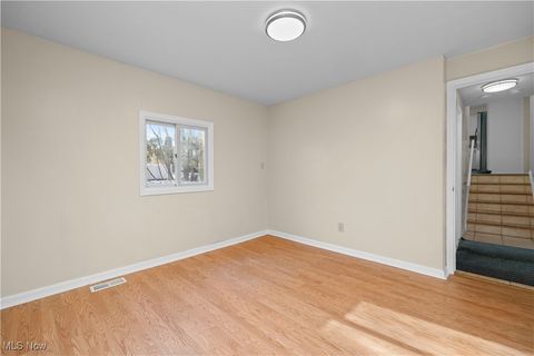 Tiny photo for 4808 Geraldine Avenue, Richmond Heights, OH 44143 (MLS # 5179058)