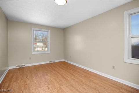 Tiny photo for 4808 Geraldine Avenue, Richmond Heights, OH 44143 (MLS # 5179058)