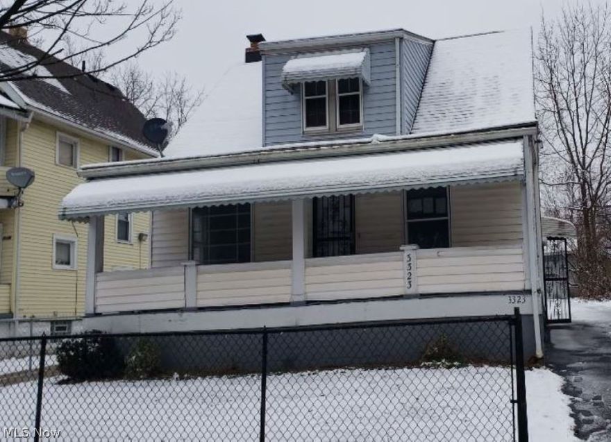 Great opportunity to buy this cape cod style home built in 1952, located in
Cleveland, OH and sitting on a .1377 acre lot (40x150) with a detached 2 car
garage. The interior has 1092 sq. ft. with 4 bedrooms and 1 bathroom plus a
full basement.