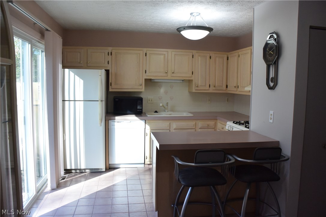 Village In Falls Condo - Residential