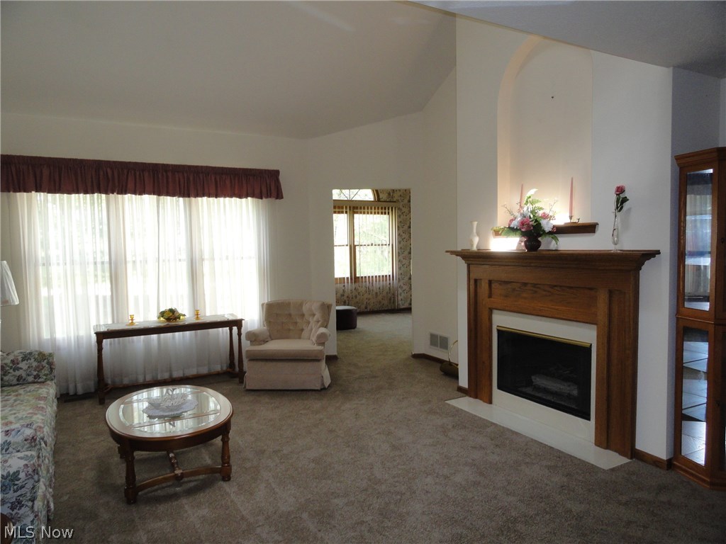 Greens Prestwick Condo - Residential