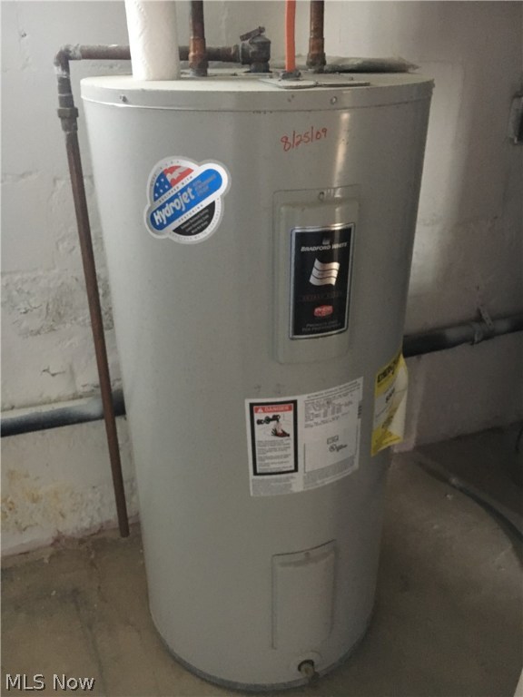 Village/Sugarcreek - Residential