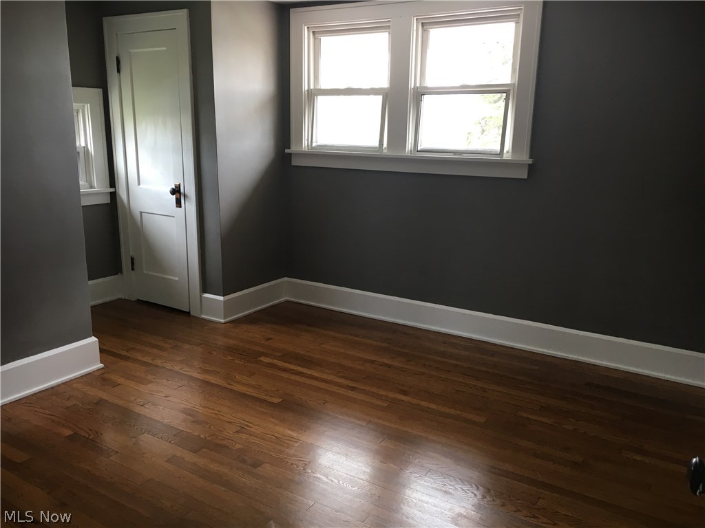 Village/Sugarcreek - Residential